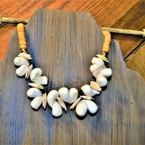 Island Tropics Wood & White Shell Necklace